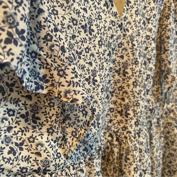 Madewell floral top - Picture 3 of 5